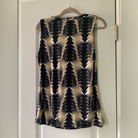 Worthington sleeveless top - Picture 2 of 3